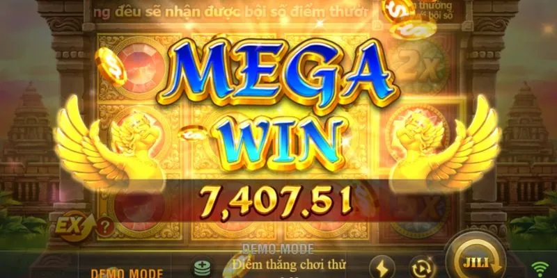 Cầu thủ bóng đá ăn mừng bàn thắng